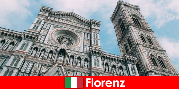 佛罗伦萨拥有许多艺术历史主要城市，吸引着来自世界各地的游客