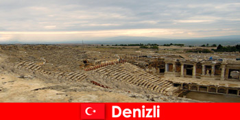土耳其代尼兹利为那些对圣地感兴趣的人提供多日游