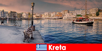 美味的特色菜和生活方式发现克里特岛希腊的游客