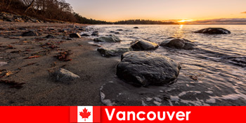 为加拿大温哥华的游客提供自然体验的大都市