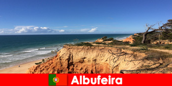 慢跑和散步是葡萄牙沿海小镇阿尔布费拉最受欢迎的活动