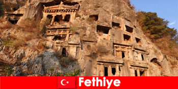 拥有历史和自然美景的费特希耶是土耳其一个值得探索的好地方