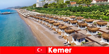土耳其最受欢迎的度假地区是凯梅尔