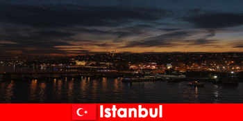 Istanbul Mit seinem historischen Erbe und kulturellen Reichtümern ist es eine der wichtigsten Städte der Türkei