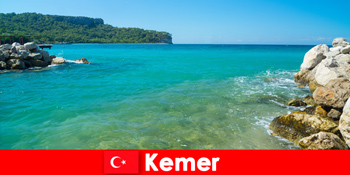 凯梅尔 土耳其的古城和美丽的海滩在这里相遇